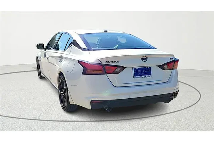 $23442 : Nissan Altima 2024 2.5 SR 4d image 6