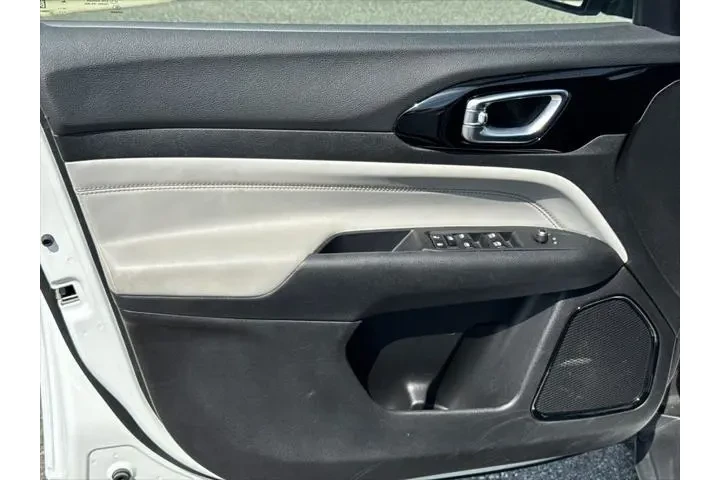 $24995 : Jeep Compass 2025 4x4 Limite image 10