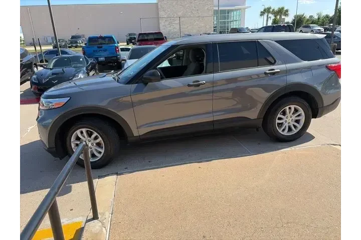 $19850 : Ford Explorer 2021 Base 4dr image 4