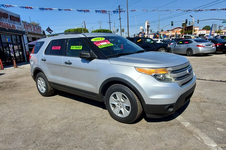 $1500 : 2014 Explorer image 3