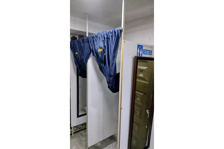 Se vende casa de Disfraces. image 10