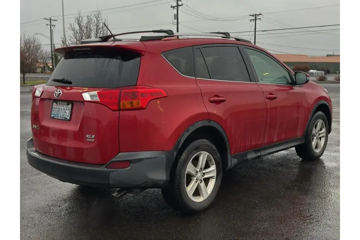$13677 : Toyota RAV4 2014 AWD XLE 4dr image 4