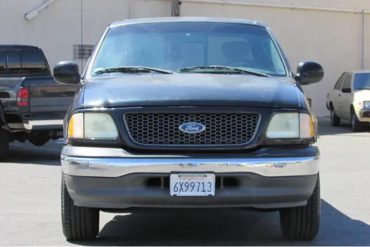 $7995 : 2002 F-150 XLT image 9
