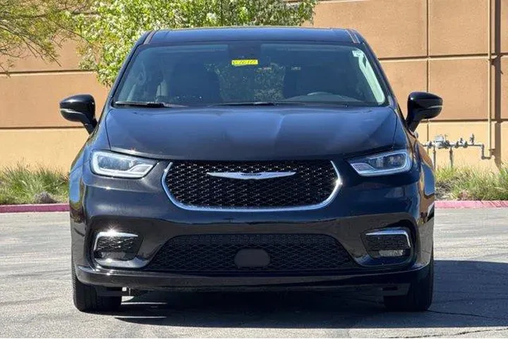 $20318 : Chrysler Pacifica 2023 Touri image 7