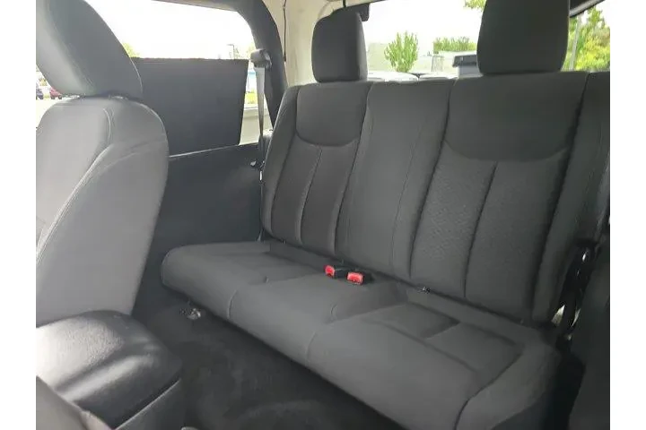 $24995 : Jeep Wrangler 2016 4x4 Willy image 8