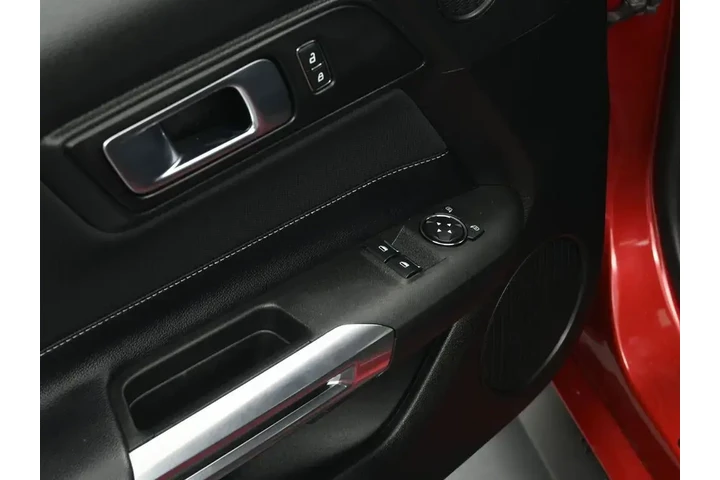 $23000 : Ford Mustang 2021 EcoBoost 2 image 10