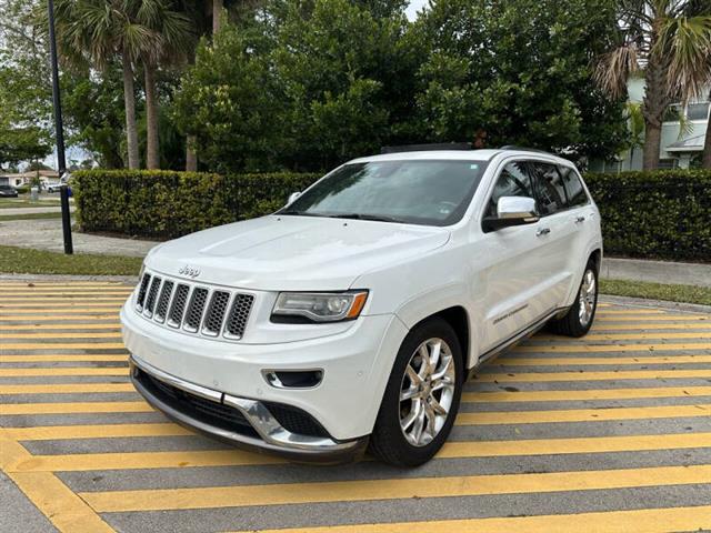 $8995 : 2014 Grand Cherokee Summit image 1