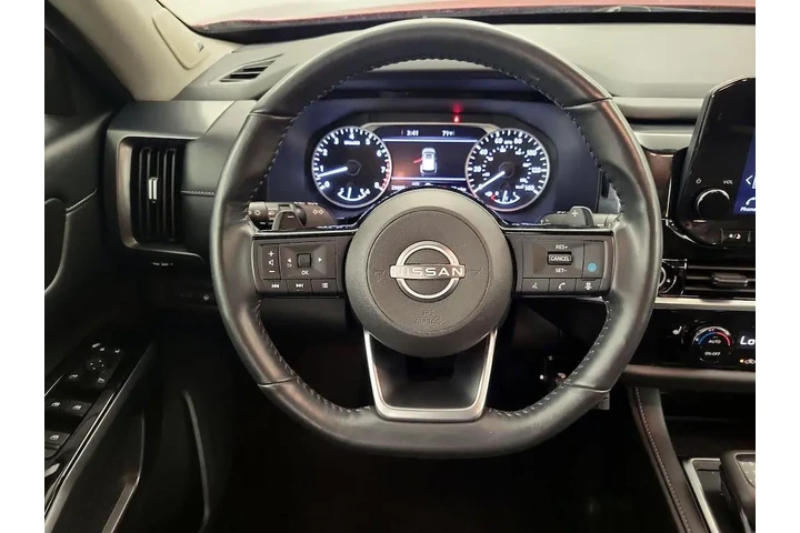 $33998 : Nissan Pathfinder 2023 AWD S image 10