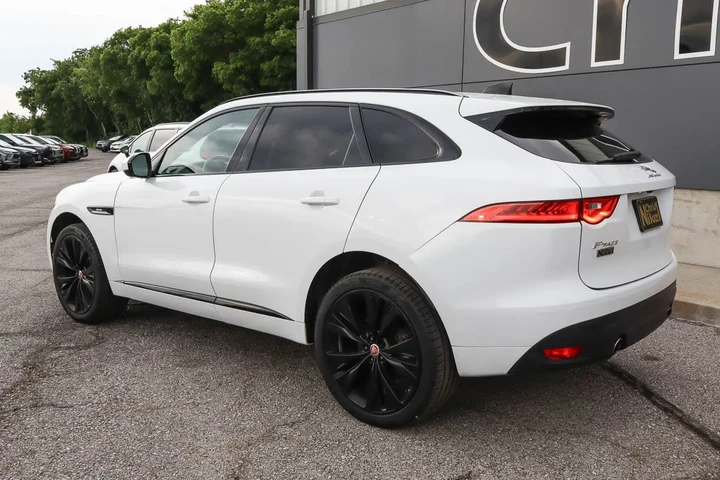 $26587 : 2020 F-PACE 30t R-Sport AWD image 6