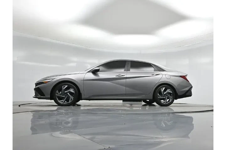 $23587 : Hyundai ELANTRA Hybrid 2024 image 8