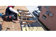 Reparaciones  general Roofing thumbnail
