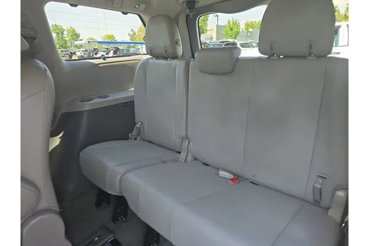 $26995 : Toyota Sienna 2019 XLE 7-Pas image 9