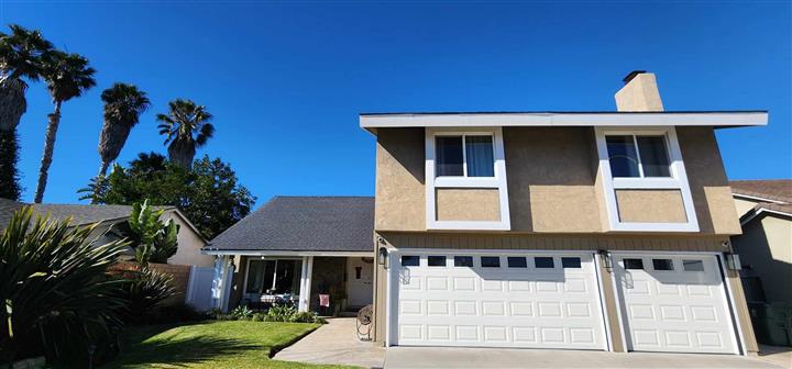 Steelback Roll up garage door image 1