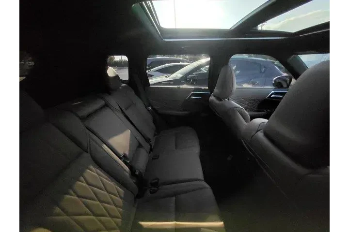 $35427 : Mitsubishi Outlander 2025 SE image 9