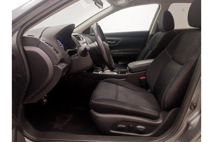 $14998 : Nissan Altima 2018 2.5 SV 4d image 9