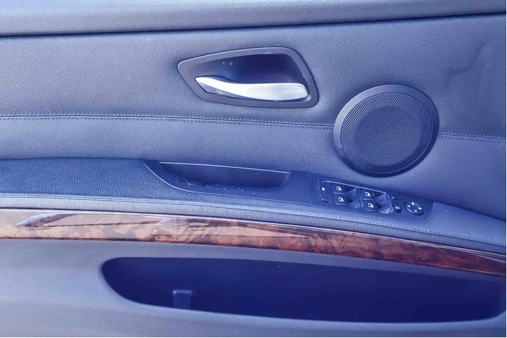 $6000 : BMW 3 Series 2010 328i 4dr S image 10