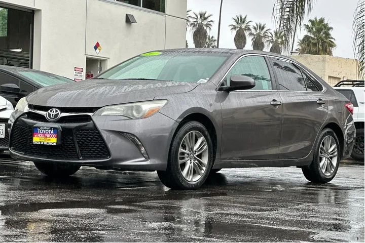 $9999 : Toyota Camry 2017 SE 4dr Sed image 8