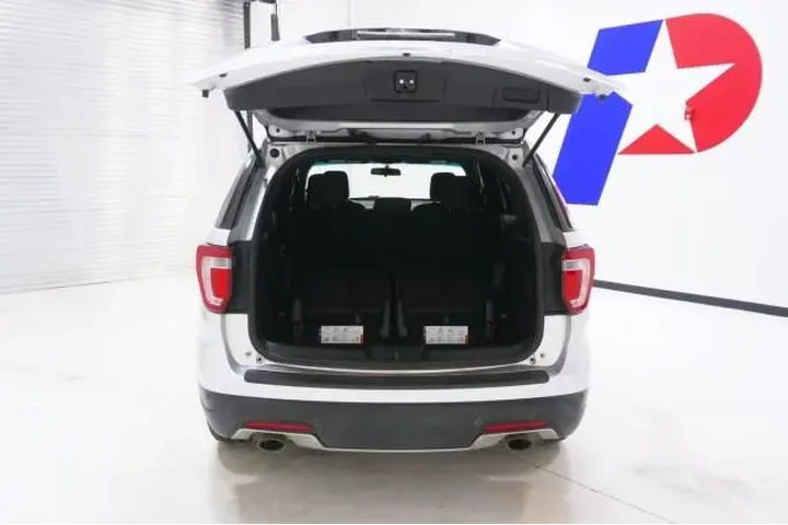 $14995 : Ford Explorer 2018 XLT 4dr S image 8