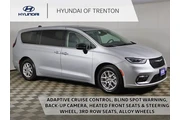 Chrysler Pacifica 2024 Touri en Trenton