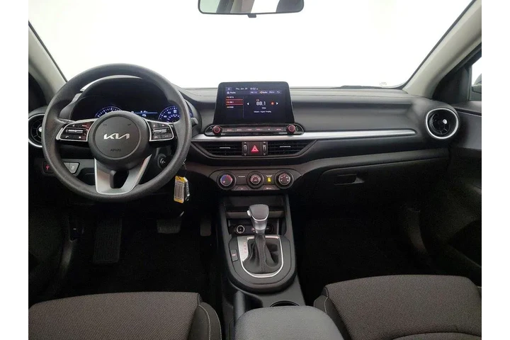 $18998 : Kia Forte 2023 LXS 4dr Sedan image 9