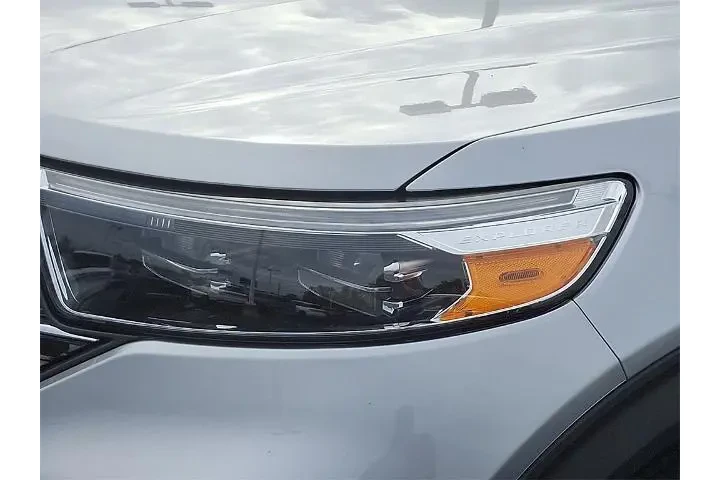 $32990 : Ford Explorer 2022 AWD XLT 4 image 9