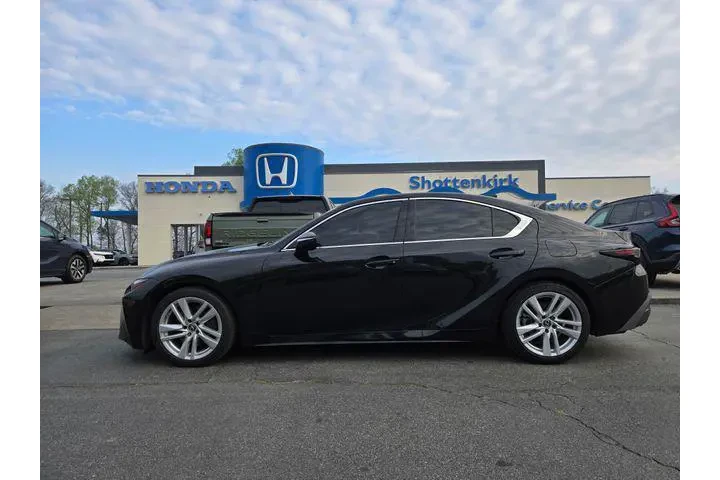 $34379 : Lexus IS 300 2022 4dr Sedan image 5