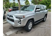 $33590 : Toyota 4Runner 2020 4x4 SR5 thumbnail