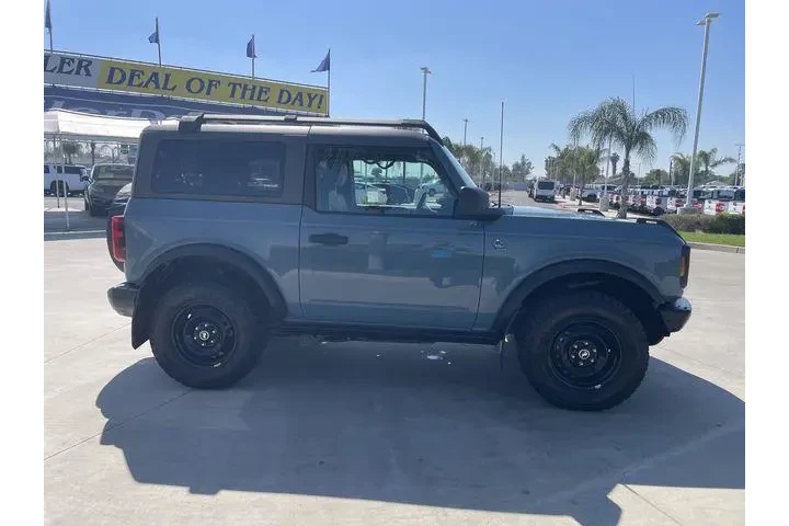 $35888 : Ford Bronco 2022 4x4 Black D image 9