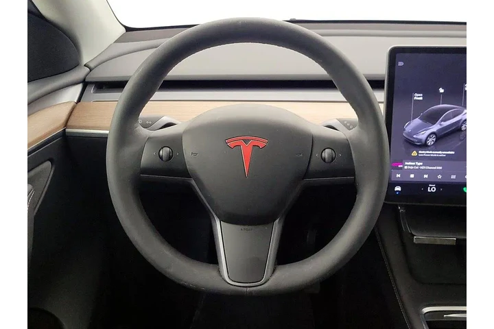 $30998 : Tesla Model Y 2023 AWD Long image 10