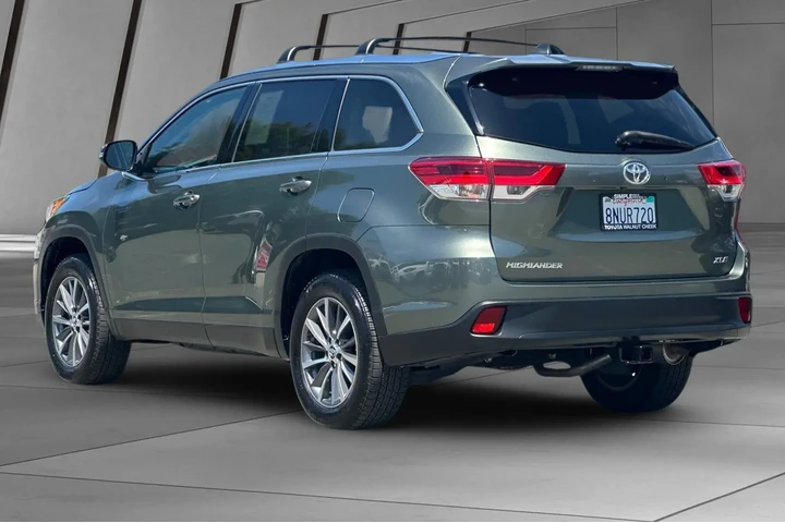 $28500 : Toyota Highlander 2019 XLE 4 image 10