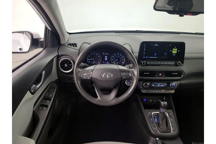 $22998 : Hyundai KONA 2023 AWD SEL 4d image 10