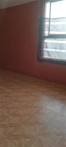 $9500 : RENTO BODEGA CON OFICINA image 2