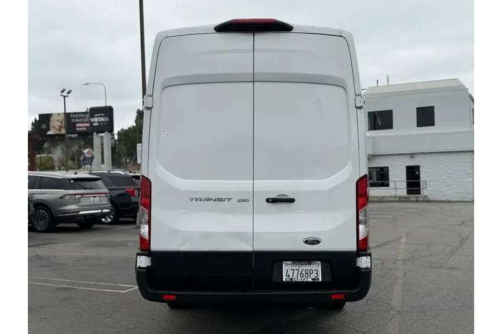 $39995 : Ford Transit 2023 250 3dr LW image 6