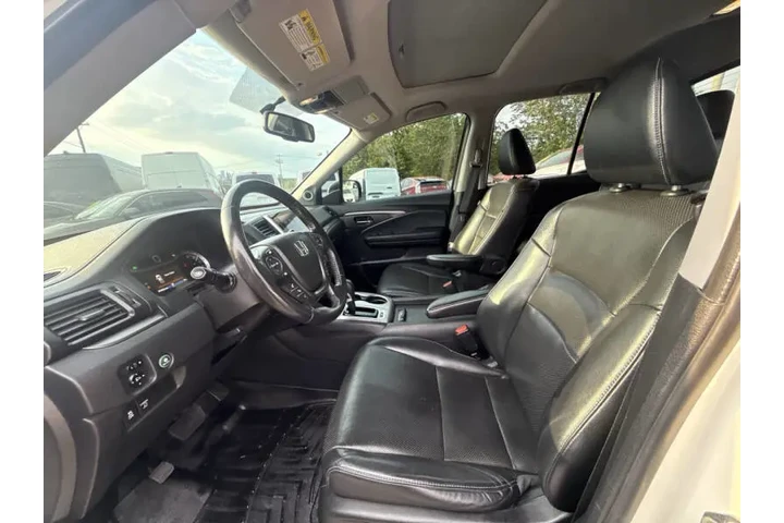 $22495 : 2019 Ridgeline RTL-T image 9