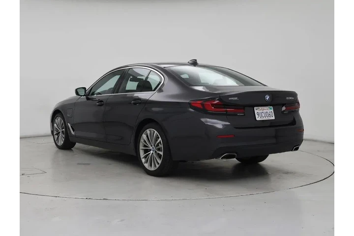 $31998 : BMW 5 Series 2022 530e 4dr S image 2