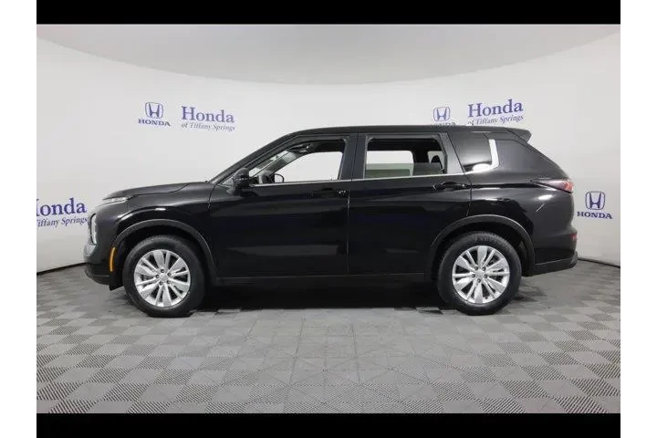 $27875 : Mitsubishi Outlander 2025 AW image 4