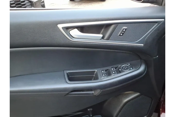 $25872 : Ford Edge 2024 AWD ST-Line 4 image 8