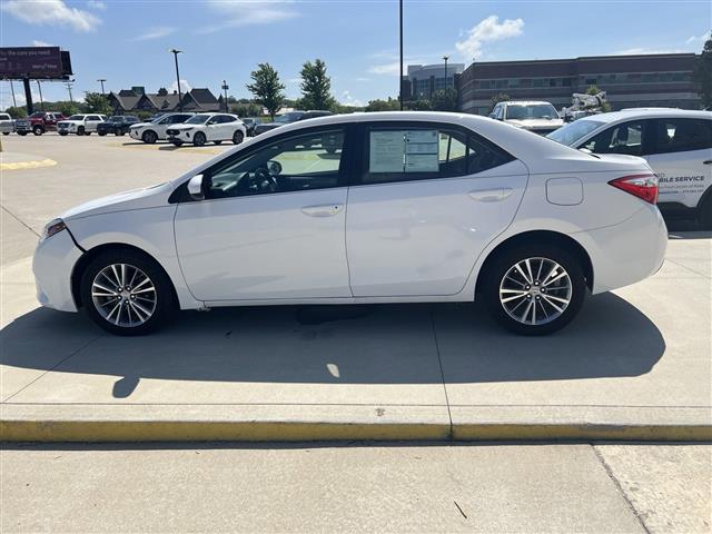 $14870 : 2015 Corolla LE Sedan I-4 cyl image 6