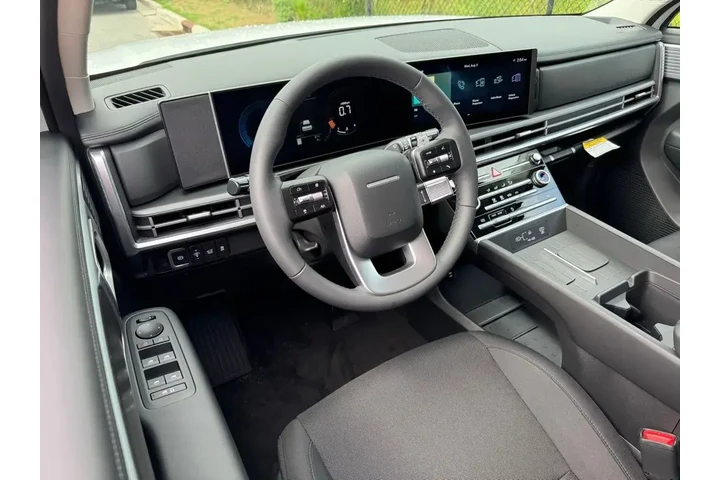 $32743 : Hyundai SANTA FE 2026 SE 4dr image 2