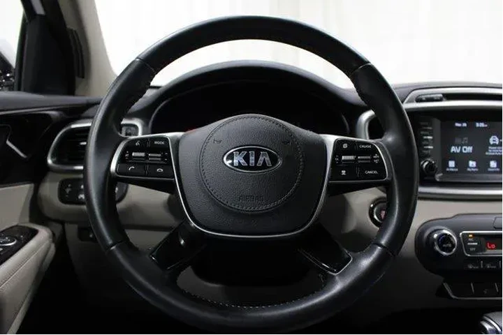 $20982 : Kia Sorento 2019 AWD EX V6 4 image 9