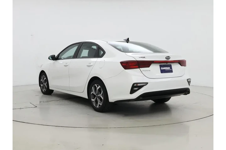 $13998 : Kia Forte 2021 LXS 4dr Sedan image 2