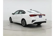$13998 : Kia Forte 2021 LXS 4dr Sedan thumbnail