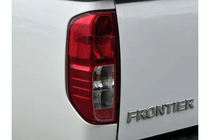 $20450 : Nissan Frontier 2019 4x4 S 4 image 8