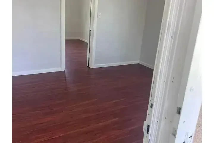 SE RENTA CASITA EN COLTON image 4