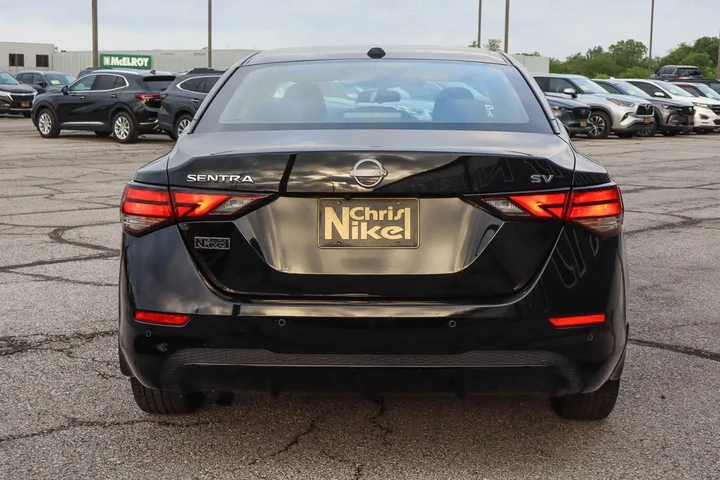 $18488 : 2024 Sentra SV CVT image 5