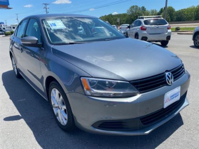 2012 Jetta image 3