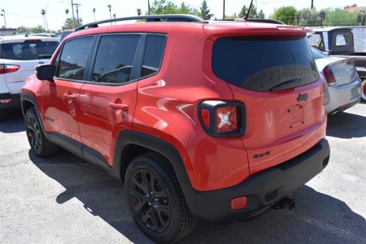 $11995 : 2017 Renegade Latitude 4WD image 6