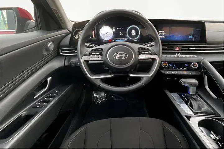 $21602 : Hyundai ELANTRA 2025 SEL Con image 4