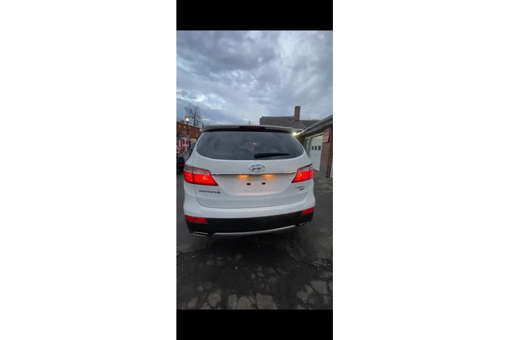 2015 SANTA FE Limited image 2