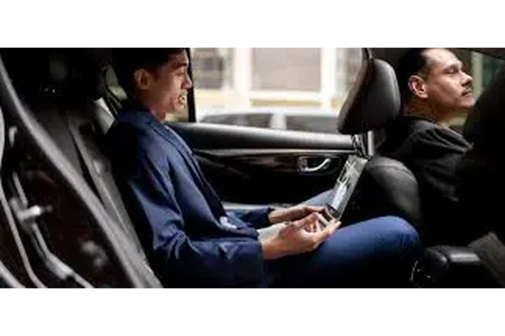 Private Car and Driver India image 1